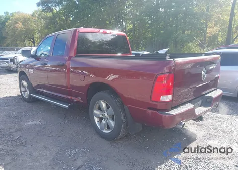 2016 Ram 1500 Express z USA, uszkodzony, nr VIN 1C6RR7FT3GS187666